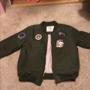 Olive Green Bomber Jacket with Patch Details 😍